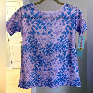 Cat & Jack NWT girls night/day shirt. Size medium (8) w/short sleeve tie dyed.
